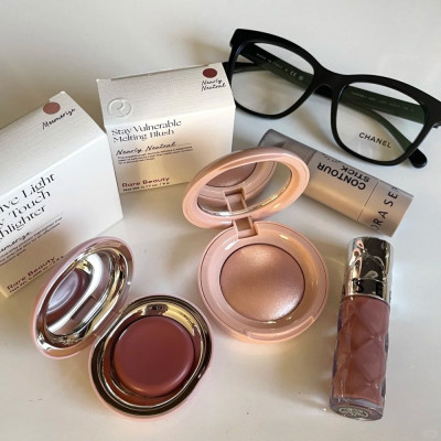 ضوء تجميل نادر، لمسة حريرية، هايلايتر مبتكر، مقاوم...