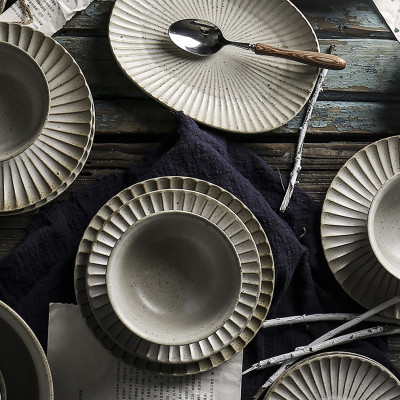 طقم عشاء من السيراميك