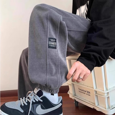 بنطلون رجالي كاجوال جديد لعام 2025 من القطيفة المض...