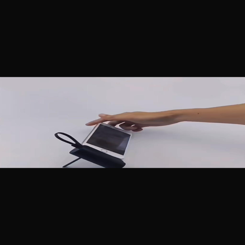 كبسولة شحن3000mAh للايفون-اسود