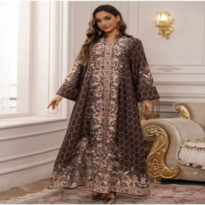 جلابية مغربية فاخرة بتصميم مذهل يبهر الناظرين