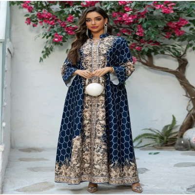 جلابية مغربية فاخرة بتصميم مذهل يبهر الناظرين