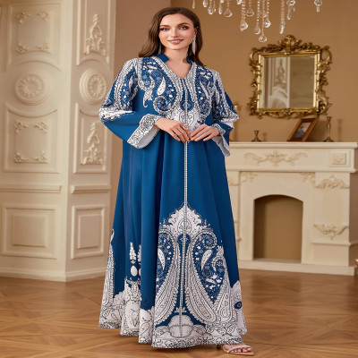 جلابية مغربية راقية بتصميم عصري