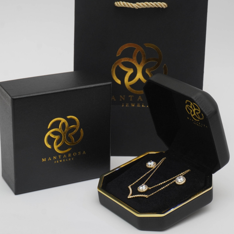 طقم بتصميم عصري مميز مطلي بالذهب ومرصع بالزركون