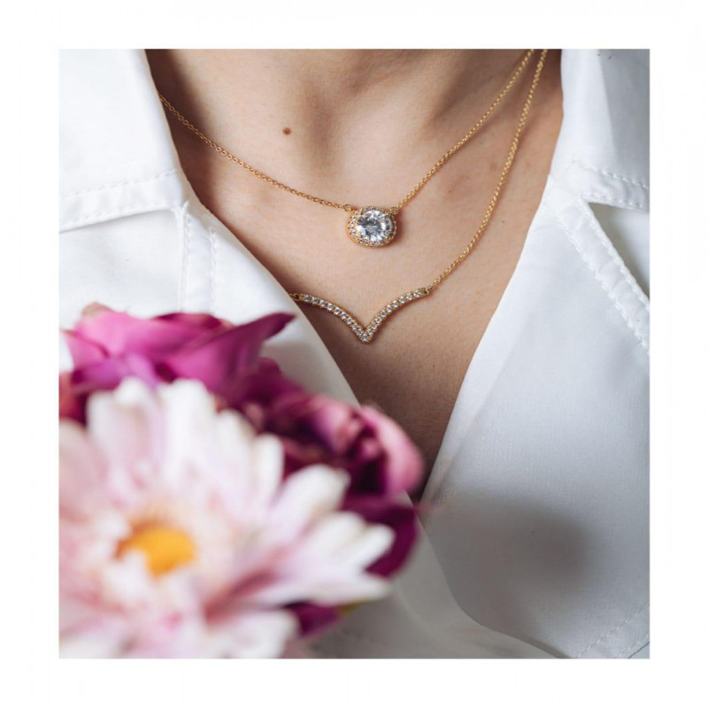 طقم بتصميم عصري مميز مطلي بالذهب ومرصع بالزركون