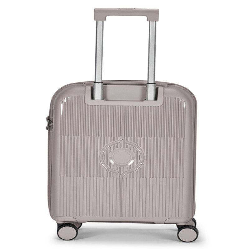 طقم شنط سفر مكون من 4 حقائب أمتعة بعجلات و بتصميم...