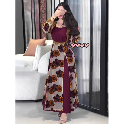 جلابية ملكية فاخرة بتصميم خاص