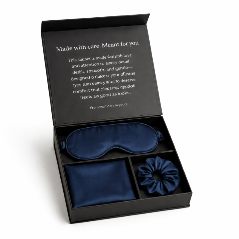 طقم النوم الحريري أزرق