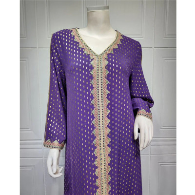 جلابية مغربية ناعمة وأنيقة