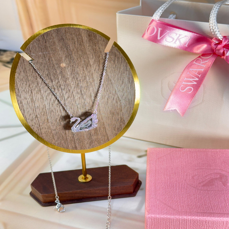 سلسال انيق من سواروفسكي