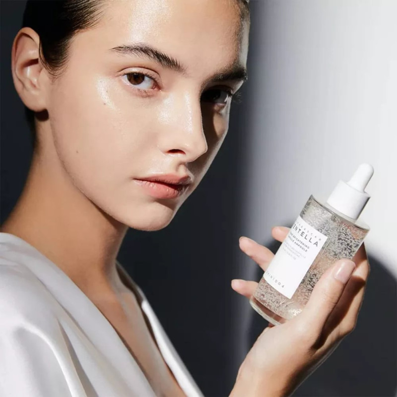 سكين 1004 - امبولة لتفتيح البشرة بخلاصة السنتيلا 5...