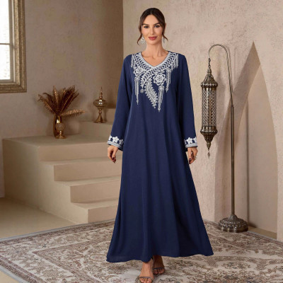 جلابية نسائية بتصميم راقي و فاخر