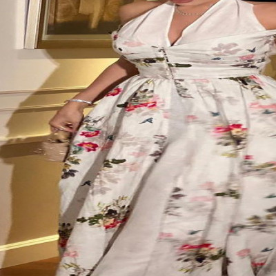 فستان نسائي أنيق بتصميم فاخر و مميز