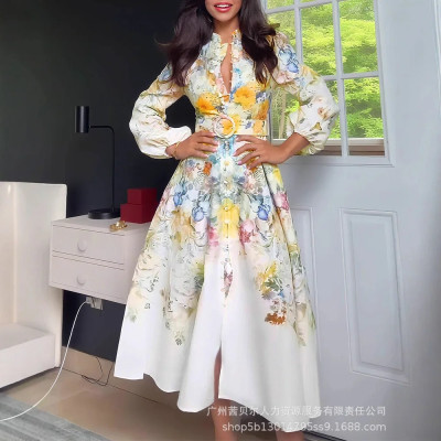 فستان نسائي ميدي منقوش وكأنه لوحة تنبض بالحياة بتص...