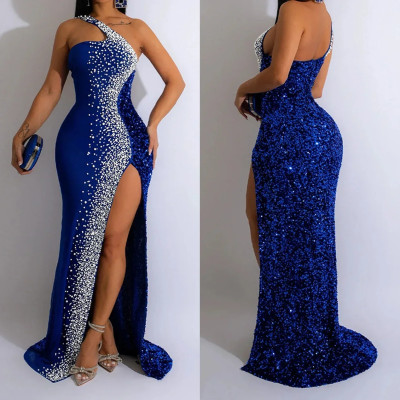 فستان ملكة النجوم المميزة