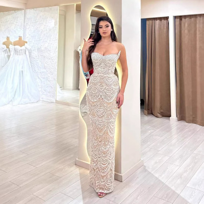 فستان سهرة عربي فاخر مخصص من SERENE HILL مزين بالخ...