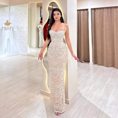 فستان سهرة عربي فاخر مخصص من SERENE HILL مزين بالخ...