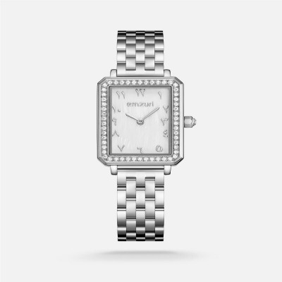 ساعة نسائيه ستيل باللون الفضي