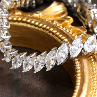 KNOBSPIN 0.5CT ماركيز قص معتمد مويسانيتي أساور الت...