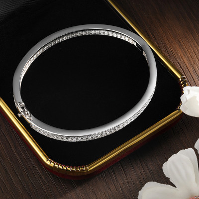 أساور KNOBSPIN D VVS1 من الموسانيت للنساء مرصعة با...