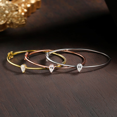 KNOBSPIN 1CT الكمثرى قطع مويسانيتي أساور للنساء GR...