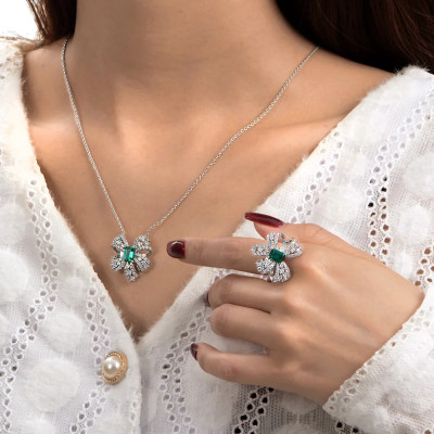 فراشة قلادة المرأة 925 قلادة فضية 1.5ct مستطيلة 5*...