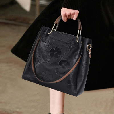 حقيبة Aidrani من الجلد الطبيعي للنساء ، سعة كبيرة...