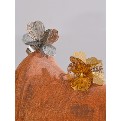 Yhpup حصريًا من الفولاذ المقاوم للصدأ على شكل زهرة...