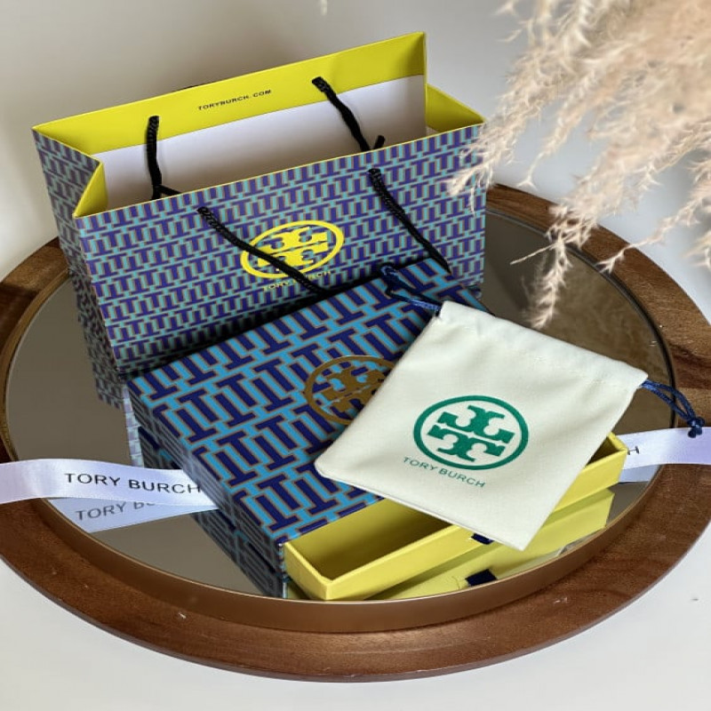 اسوارة نسائية من ماركة توري بورش