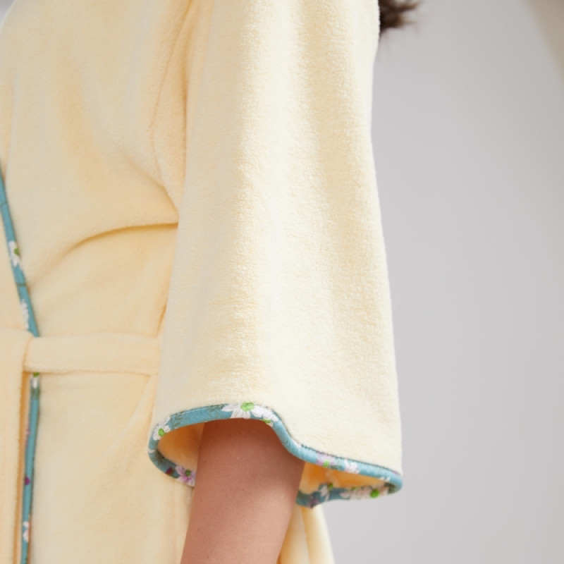 ريفي - روب انيق ليموني - M