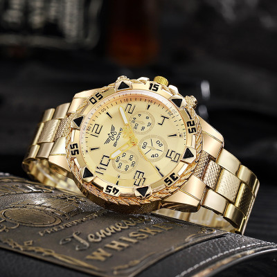 ساعة Reloj الفولاذية.. هيبة "البساطة" اللي تلفت ال...