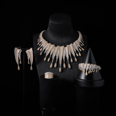 IN JEWELIFE الفاخرة Hyperbole مكعب زركونيا طقم مجو...