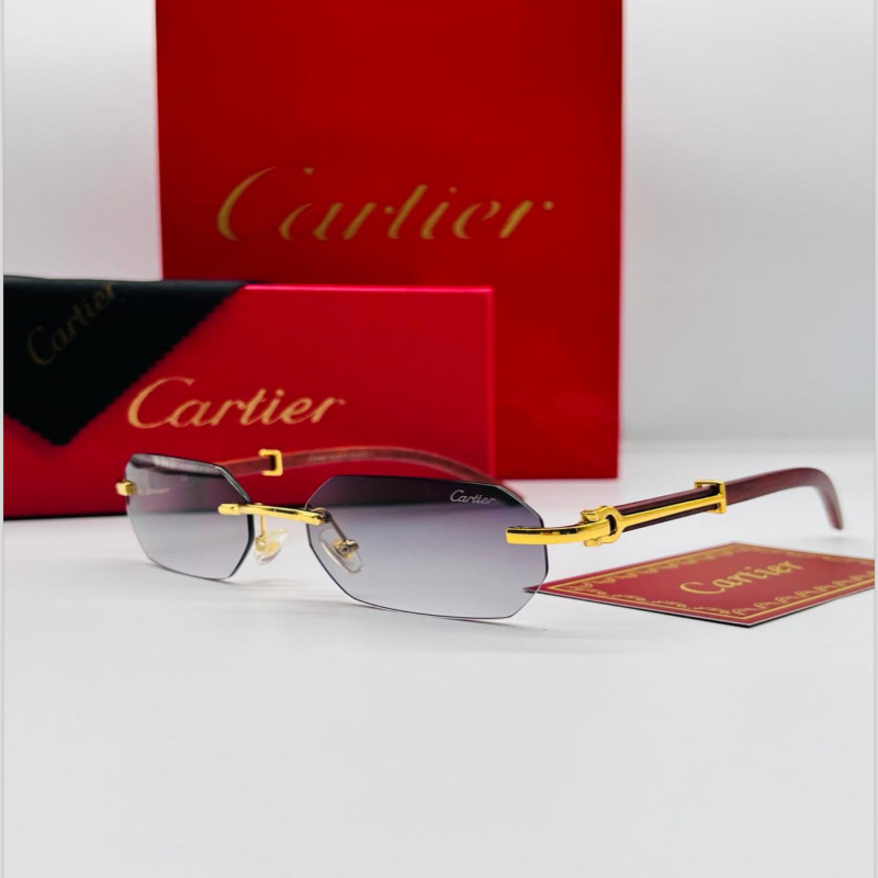 نظارة شمسية من ماركة كارتير