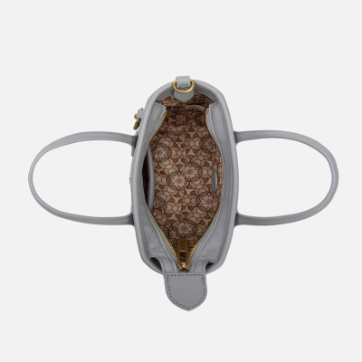 ‎ شنطة نسائية من الجلد بلون أزرق