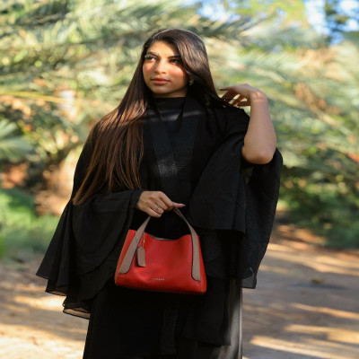 ‎ شنطة نسائية أنيقة من ايمزوري