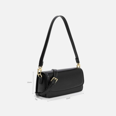 ‎ شنطة نسائية باللون الأسود