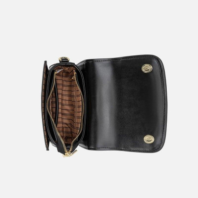 ‎ شنطة نسائية باللون الأسود