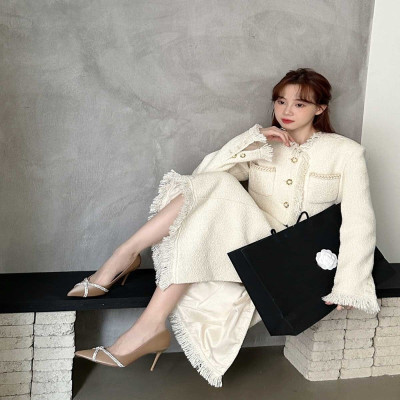 ‎ حذاء نسائي بكعب عالي باللون البني