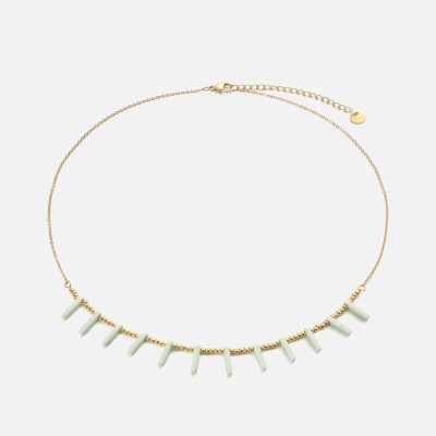 ‎ سلسال نسائي جذاب بلون ذهبي