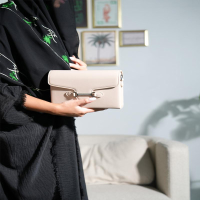 ‎ شنطة نسائية من الجلد