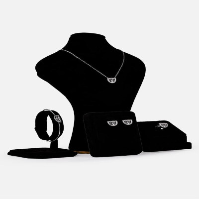 ‎ طقم أطفال أنيق باللون الفضي