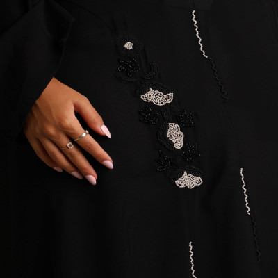 ‎ عباية نسائية شيفون بلون أسود