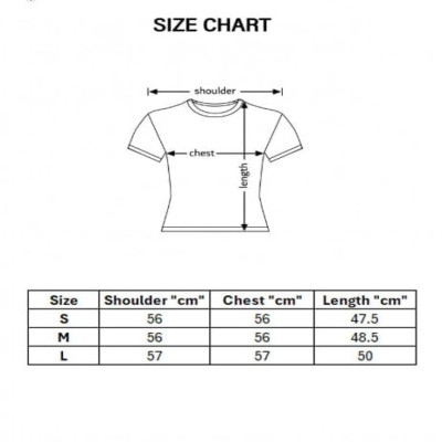 تي شيرت نسائي بلون أبيض بطبعة ملفتة