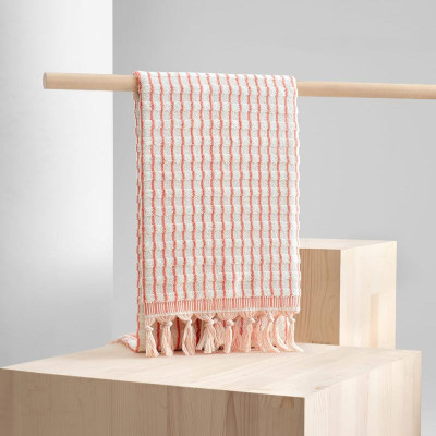 منشفة جسم بلون بيج وأورنج