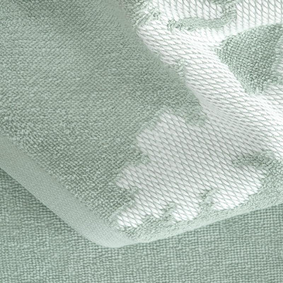 منشفة كلاسيك باللون الأخضر