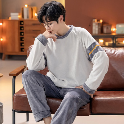 طقم بيجاما من الفلانيل بأكمام طويلة للرجال