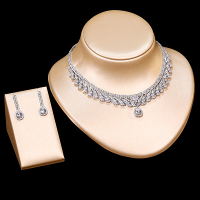 ASNORA السيدات مكعب زركونيا أقراط الزفاف وقلادة مج...