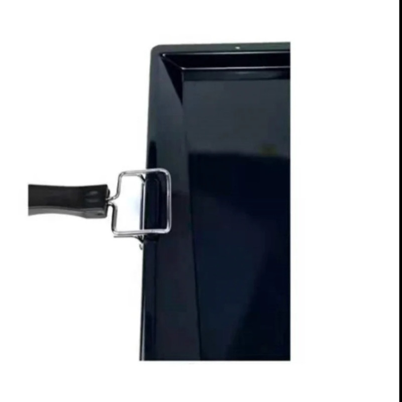 ملقاط تبسي أو شبك او صينية أو أواني