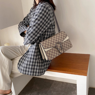 حقيبة كروس كلاسيكية من البولي يوريثان للنساء - حقي...