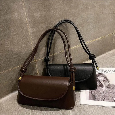 👜 شنطة VELIN… رمز الأناقة في كل يوم! بتصميم يجمع...